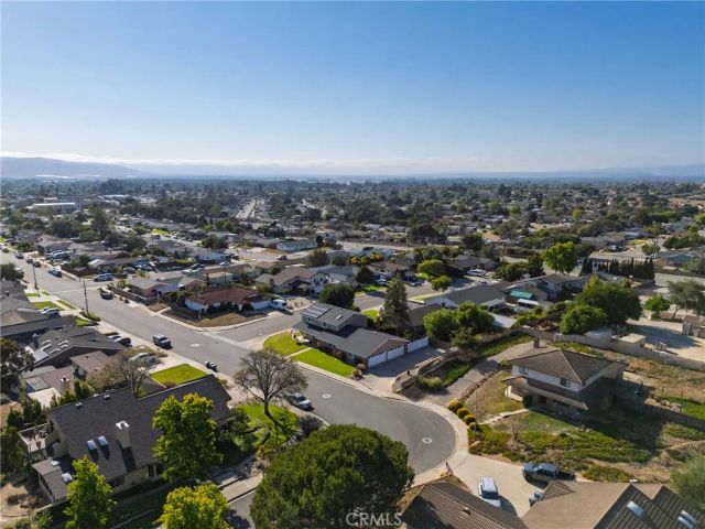 1377 Ken, Santa Maria, CA 93455