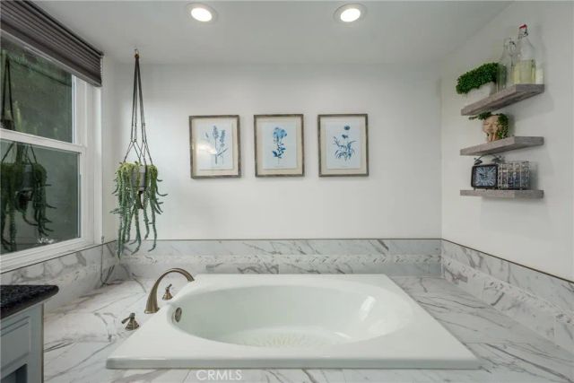 1377 Ken, Santa Maria, CA 93455