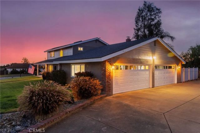 1377 Ken, Santa Maria, CA 93455