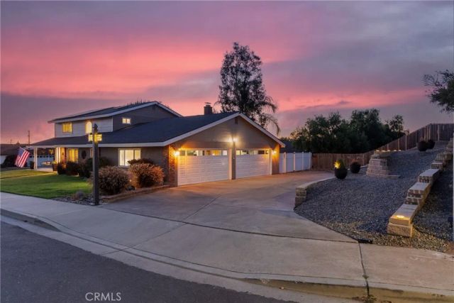 1377 Ken, Santa Maria, CA 93455