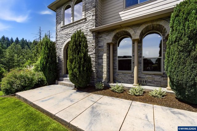 450 Augusta St SE, Salem, OR 97306