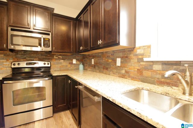 162 CHESSER LOOP ROAD, Chelsea, AL 35043