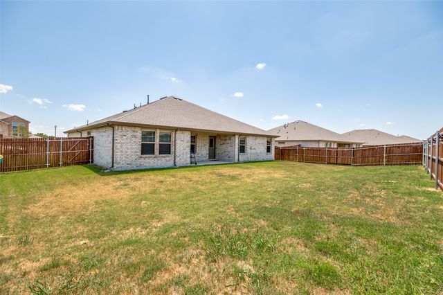1337 Rolling Meadows Drive, Cedar Hill, TX 75104