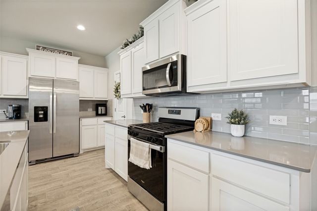 1337 Rolling Meadows Drive, Cedar Hill, TX 75104