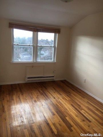 41-60 Little Neck Parkway 3, Little Neck, NY 11363