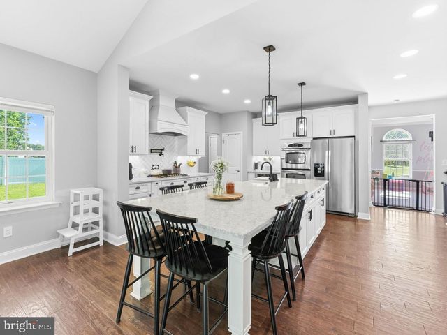 5 HIGH POINTE RDG, Sicklerville, NJ 08081