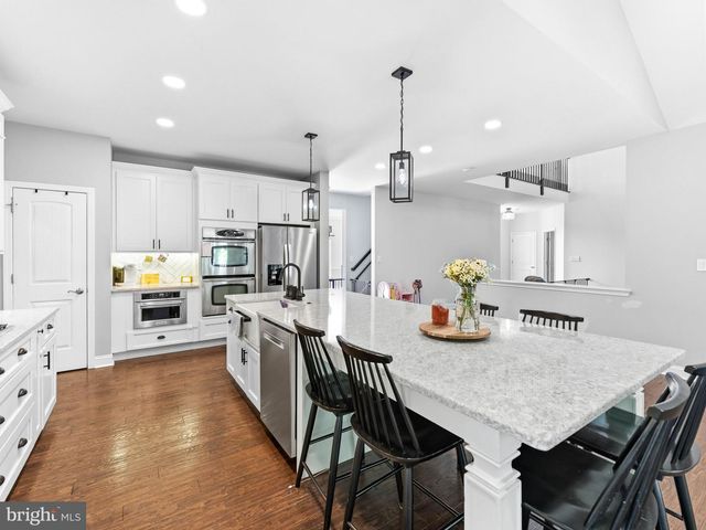 5 HIGH POINTE RDG, Sicklerville, NJ 08081