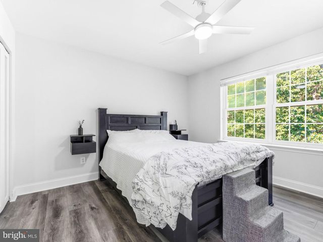 5 HIGH POINTE RDG, Sicklerville, NJ 08081