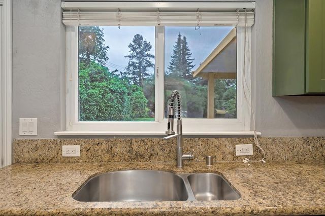 7330 Saint John Way, Orangevale, CA 95662