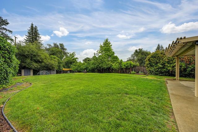 7330 Saint John Way, Orangevale, CA 95662