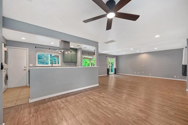 7330 Saint John Way, Orangevale, CA 95662