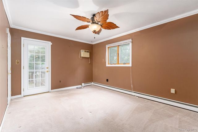 4 N Balin Court, South Setauket, NY 11720