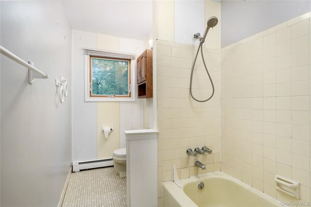4 N Balin Court, South Setauket, NY 11720