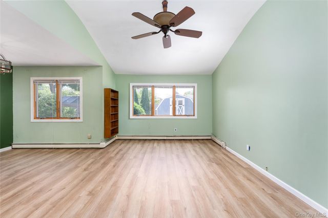 4 N Balin Court, South Setauket, NY 11720