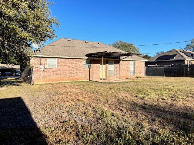 3317 1st Street, Brownwood, TX 76801