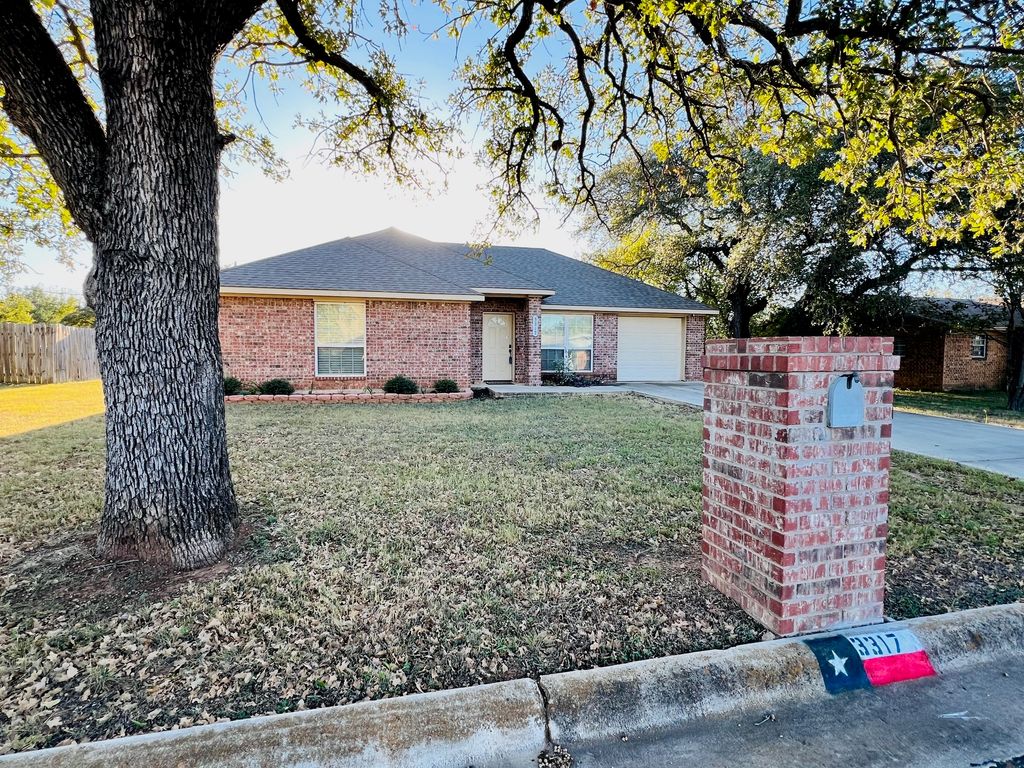 3317 1st Street, Brownwood, TX 76801