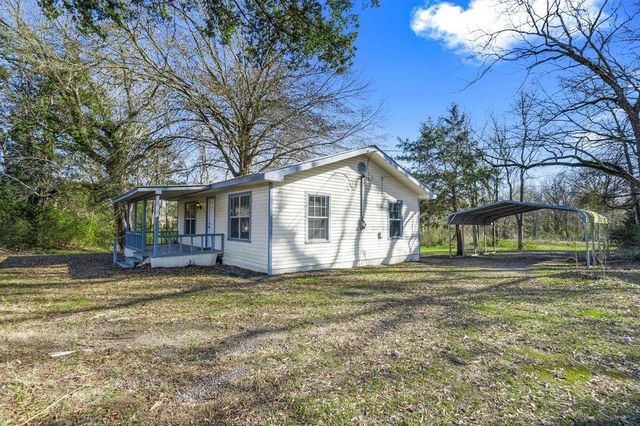 472 E Main Street, Zavalla, TX 75980
