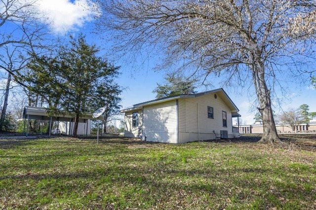 472 E Main Street, Zavalla, TX 75980