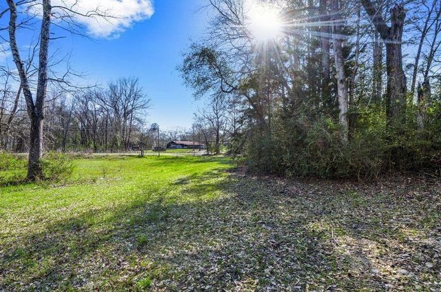 472 E Main Street, Zavalla, TX 75980