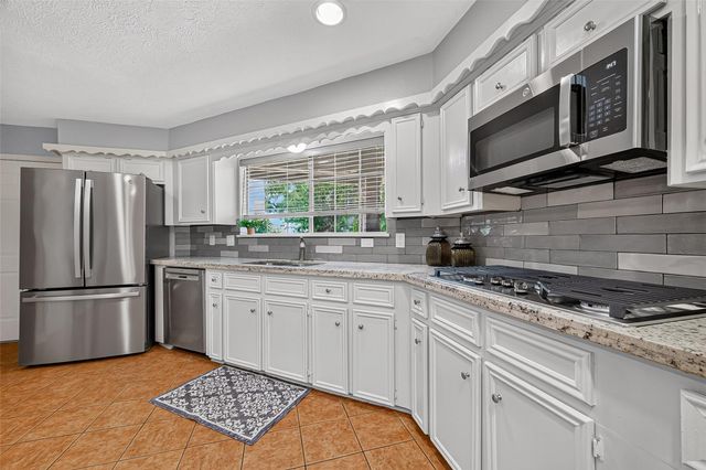 15814 Boulder Oaks Drive, Houston, TX 77084