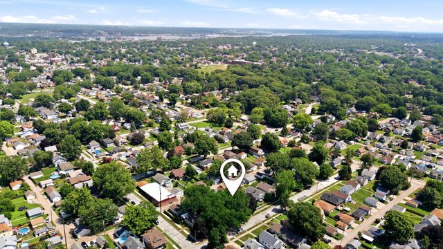 511 27th Avenue, Moline, IL 61265