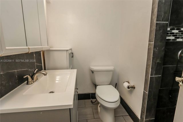 706 S 19th Avenue, Hollywood, FL 33020