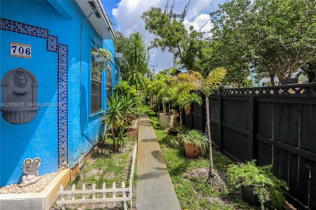 706 S 19th Avenue, Hollywood, FL 33020