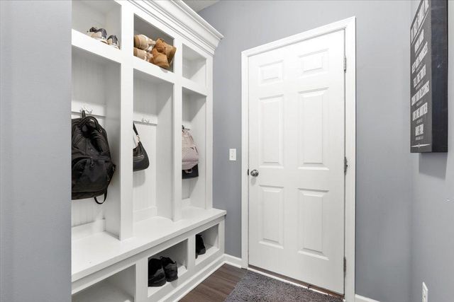 4372 Corn Silk Lane, Woodbury, MN 55129