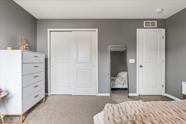 4372 Corn Silk Lane, Woodbury, MN 55129