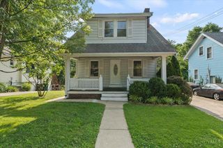 5916 E Woodmont Avenue, Cincinnati, OH 45213
