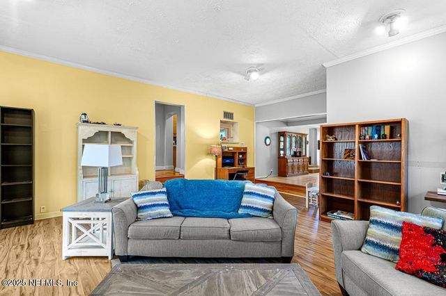6545 NEWCASTLE Road, Jacksonville, FL 32216