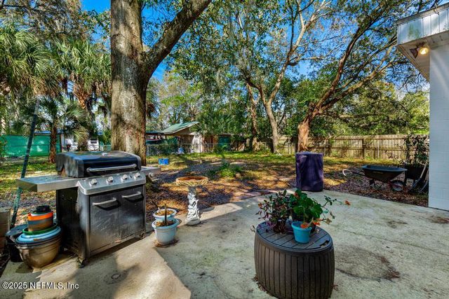 6545 NEWCASTLE Road, Jacksonville, FL 32216