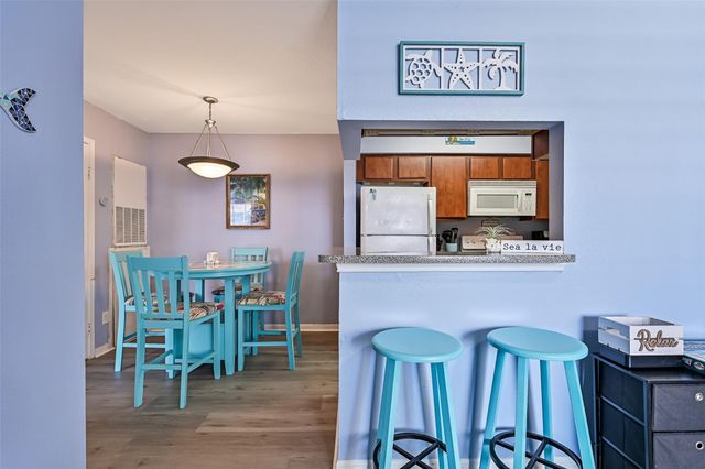 3506 Cove View Boulevard 1206, Galveston, TX 77554