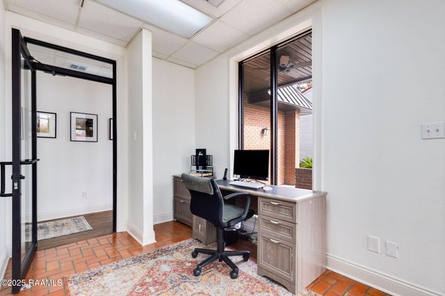 206 Magnate Drive, Lafayette, LA 70508