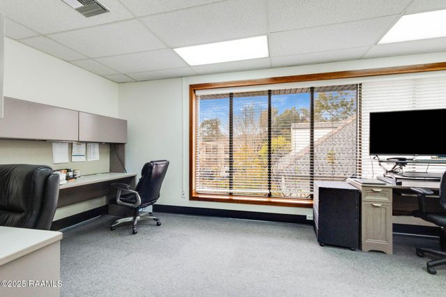 206 Magnate Drive, Lafayette, LA 70508