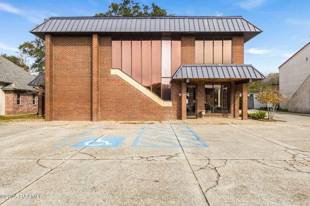 206 Magnate Drive, Lafayette, LA 70508