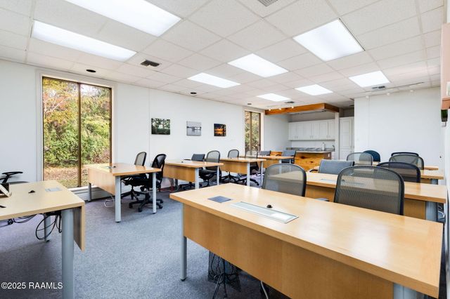 206 Magnate Drive, Lafayette, LA 70508