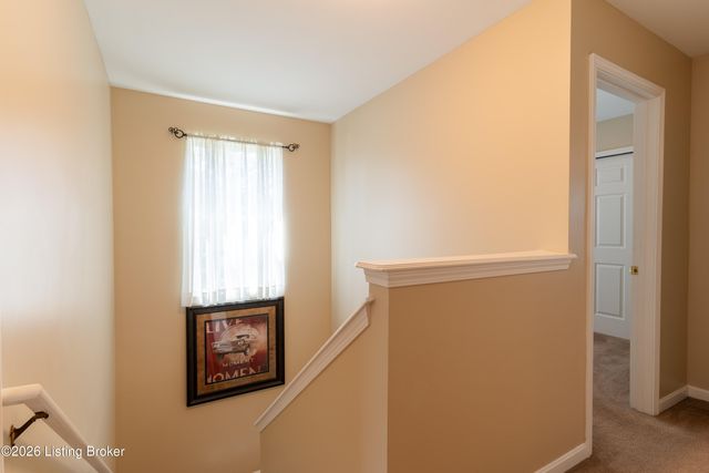 8201 Arbor Meadow Way, Louisville, KY 40228