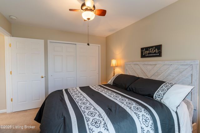 8201 Arbor Meadow Way, Louisville, KY 40228
