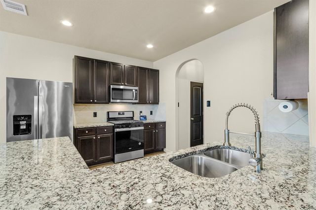 3611 Cannon Drive, Conroe, TX 77301