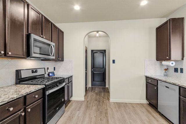 3611 Cannon Drive, Conroe, TX 77301