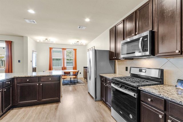 3611 Cannon Drive, Conroe, TX 77301