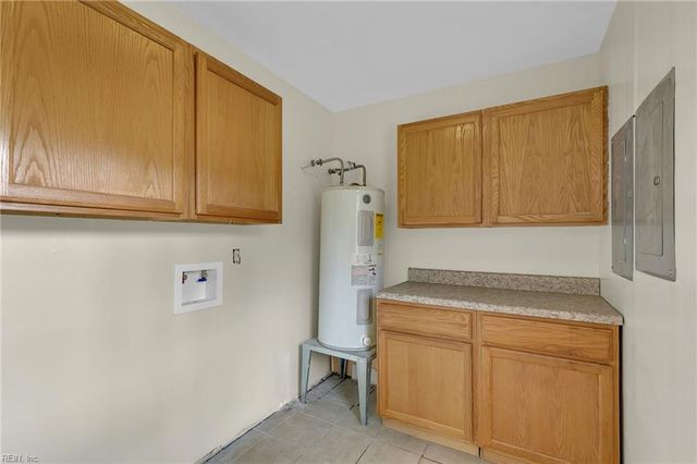 7170 Hopkins CIR, Gloucester, VA 23061