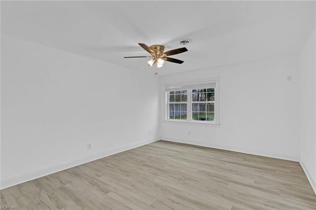 7170 Hopkins CIR, Gloucester, VA 23061