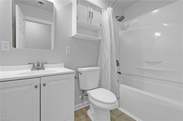 7170 Hopkins CIR, Gloucester, VA 23061