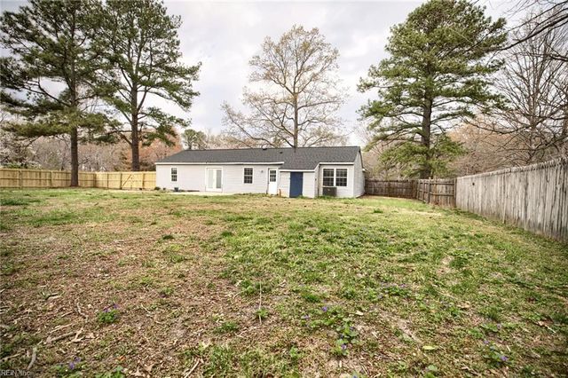 7170 Hopkins CIR, Gloucester, VA 23061