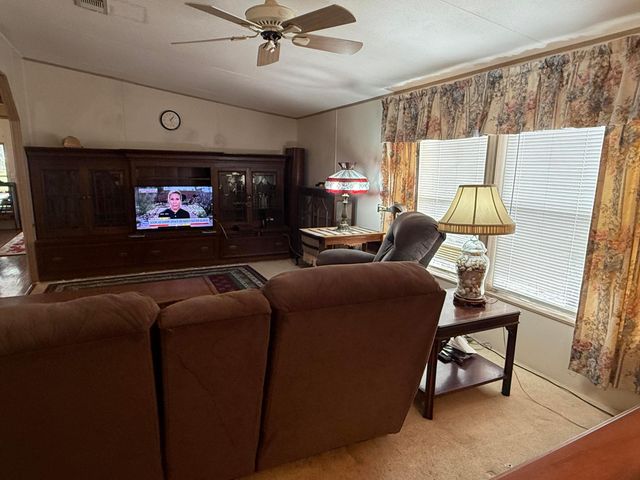 8508 SE Swan Avenue, Hobe Sound, FL 33455