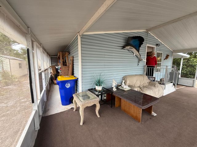 8508 SE Swan Avenue, Hobe Sound, FL 33455