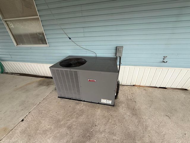 8508 SE Swan Avenue, Hobe Sound, FL 33455