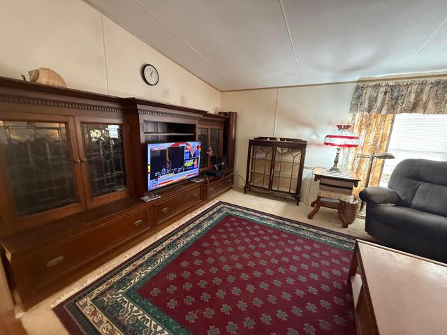 8508 SE Swan Avenue, Hobe Sound, FL 33455